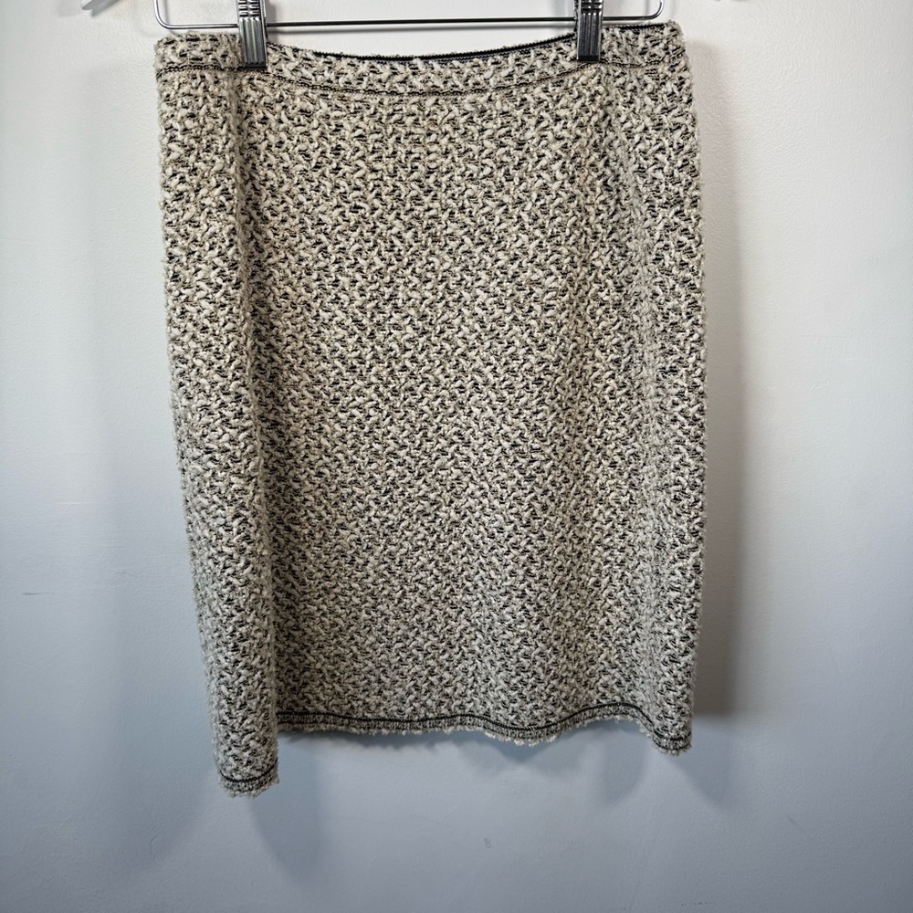 Escada Tweed Knit Wool Blend Skirt – Size 38 – Textured Neutral